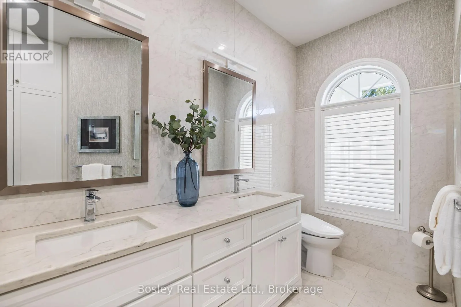 55 WATERFRONT CIRCLE