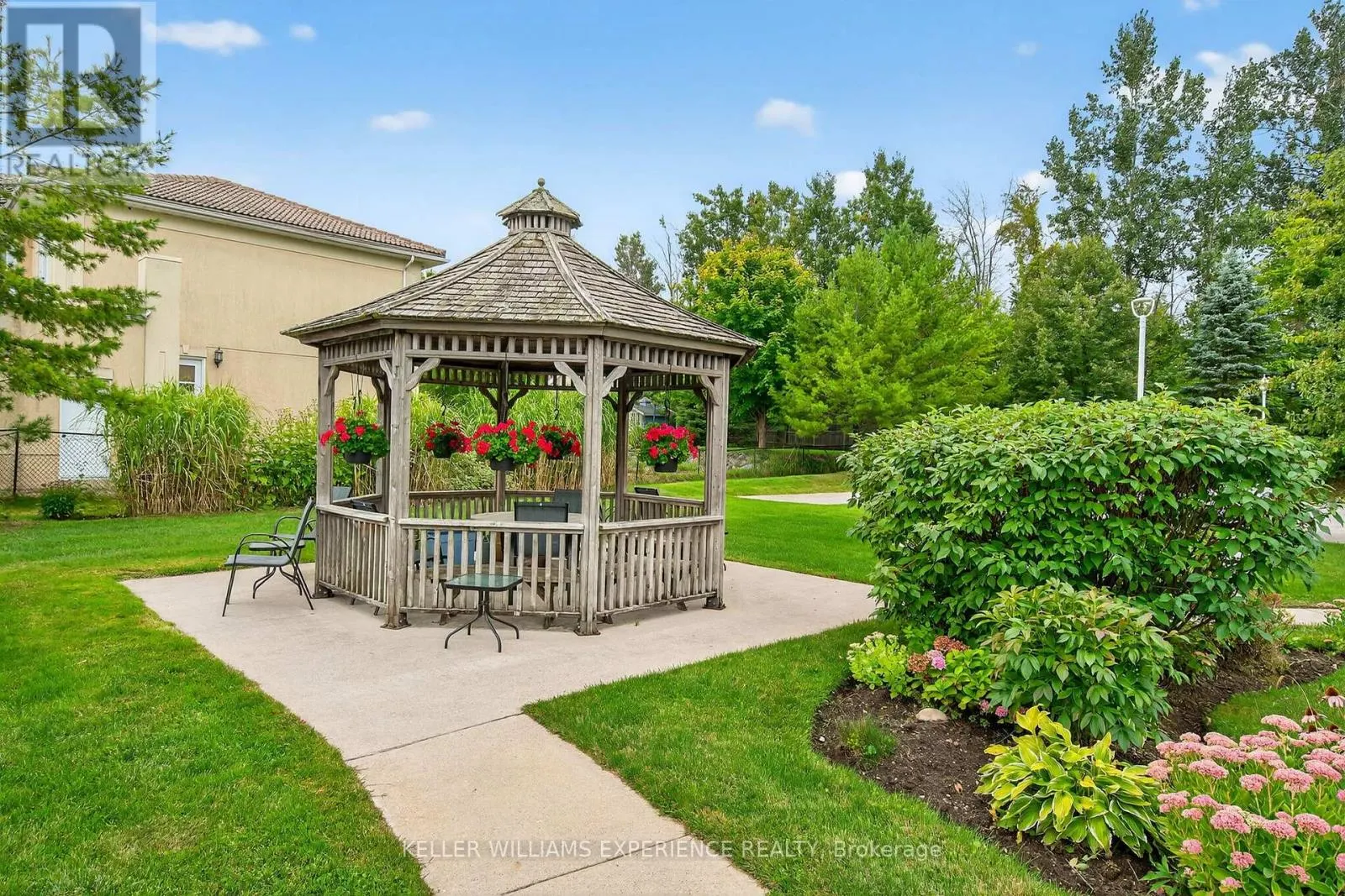 111 - 280 ABERDEEN BOULEVARD