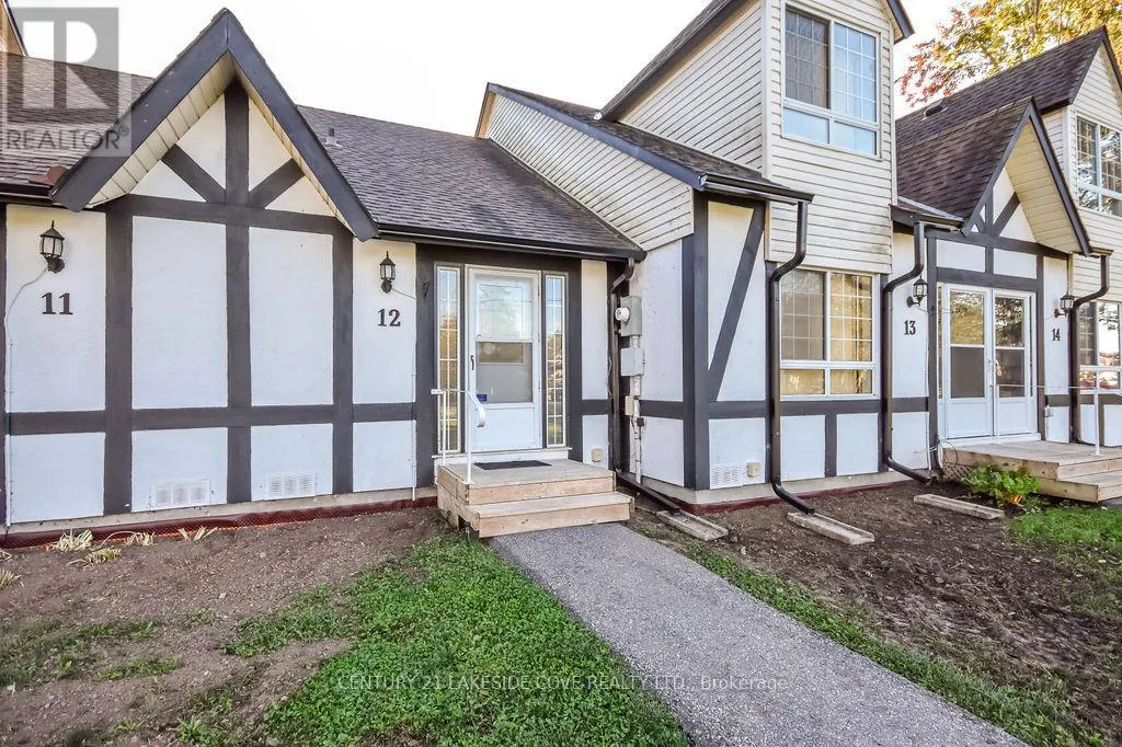 UNIT 12 - 81 LAGUNA PARKWAY N