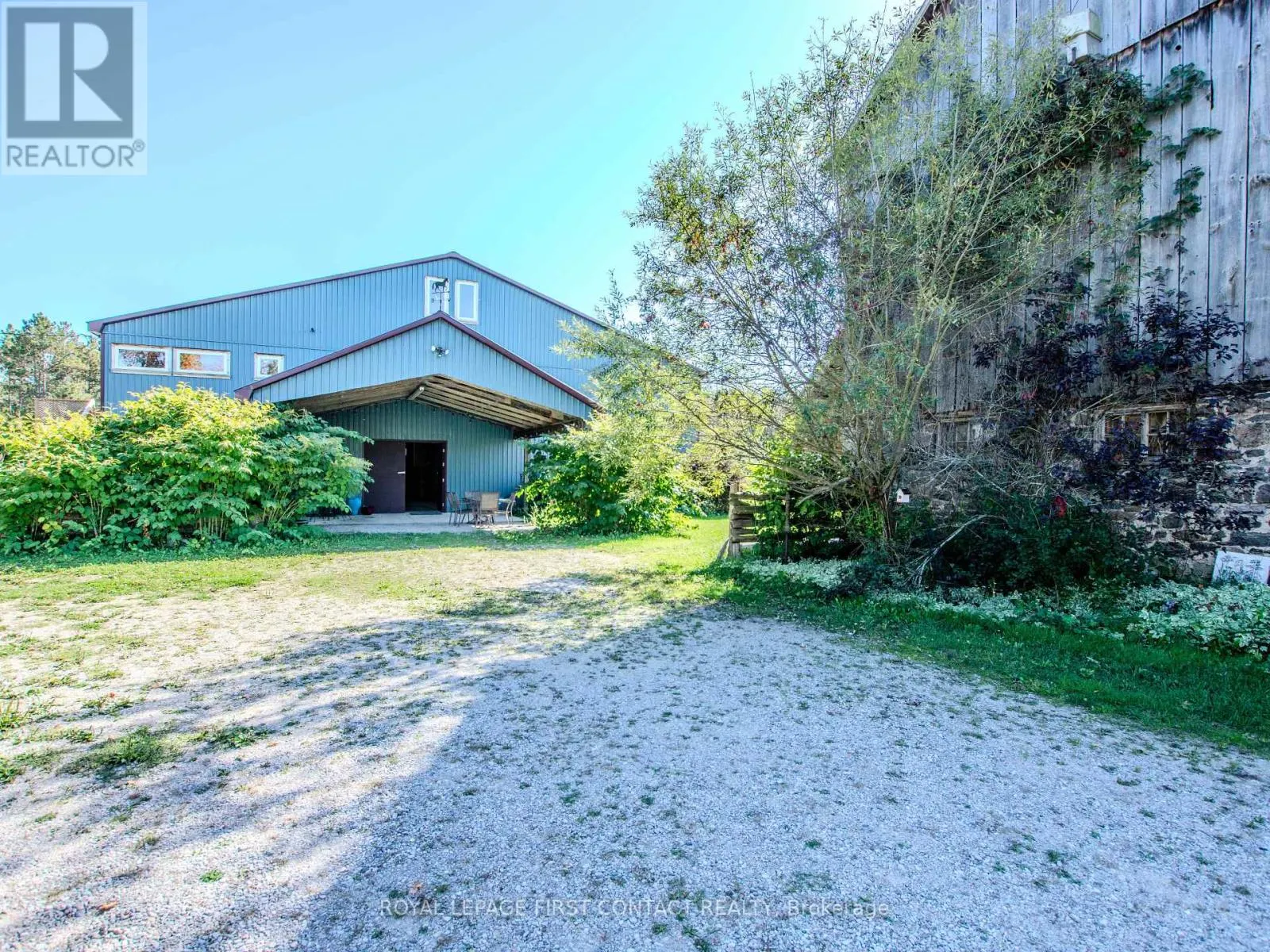 2041 FLOS 4 ROAD W
