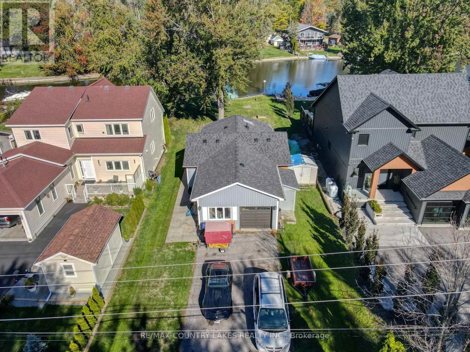 34 SIMCOE ROAD
