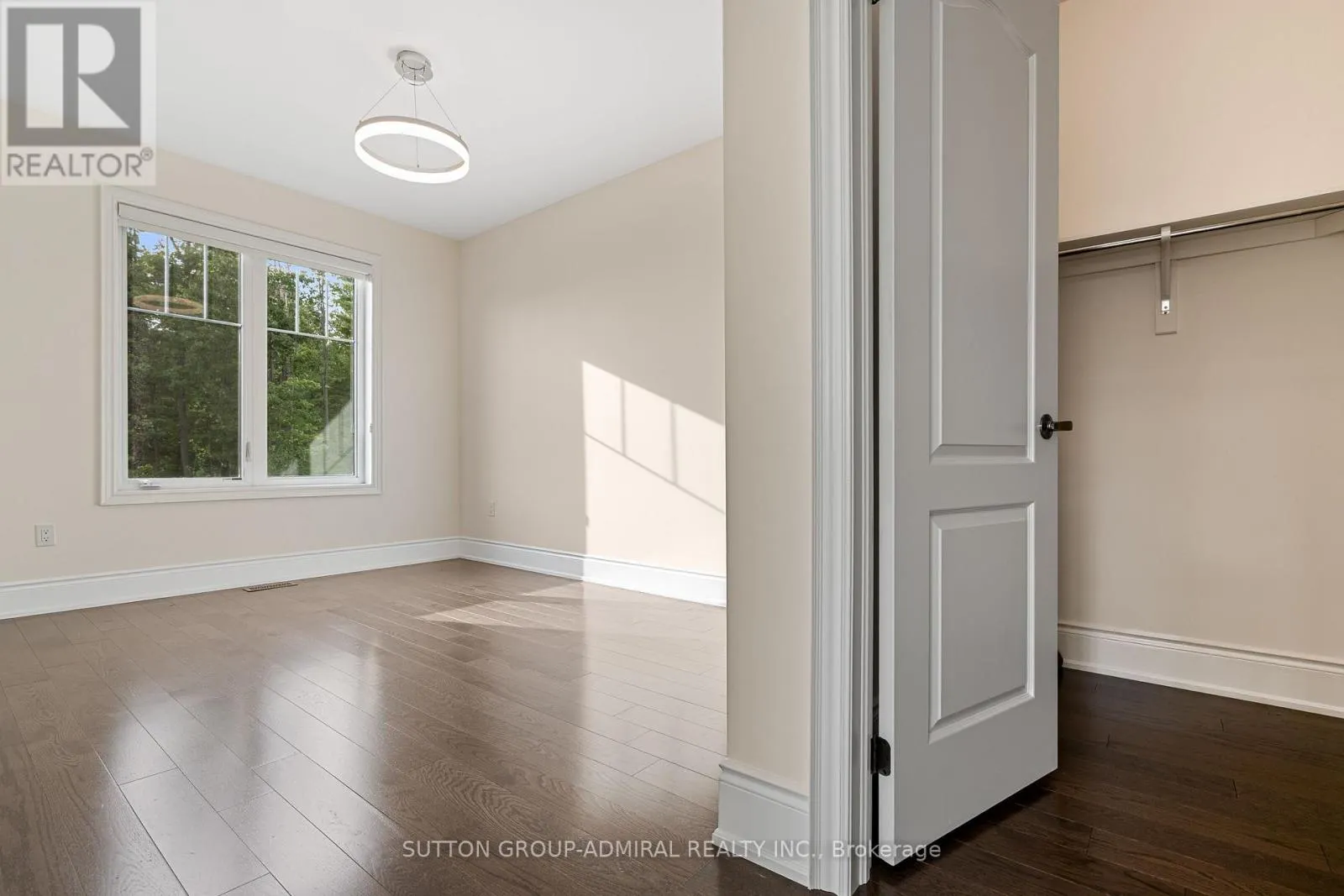 1 REDMOND CRESCENT