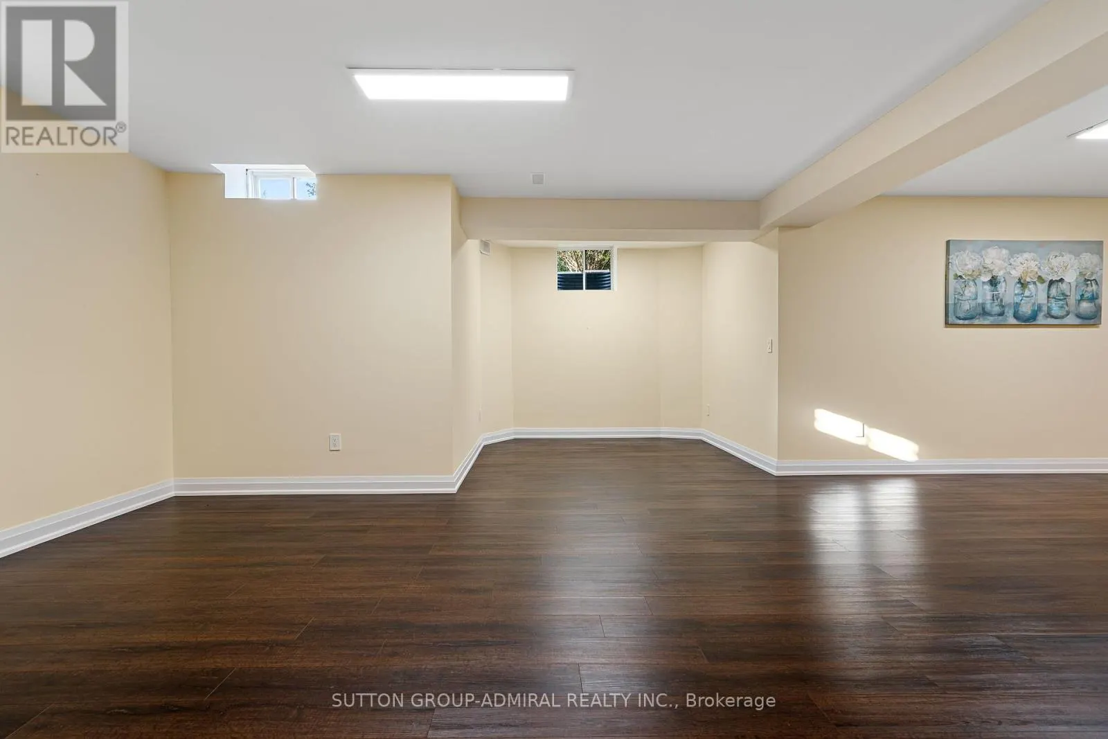 1 REDMOND CRESCENT