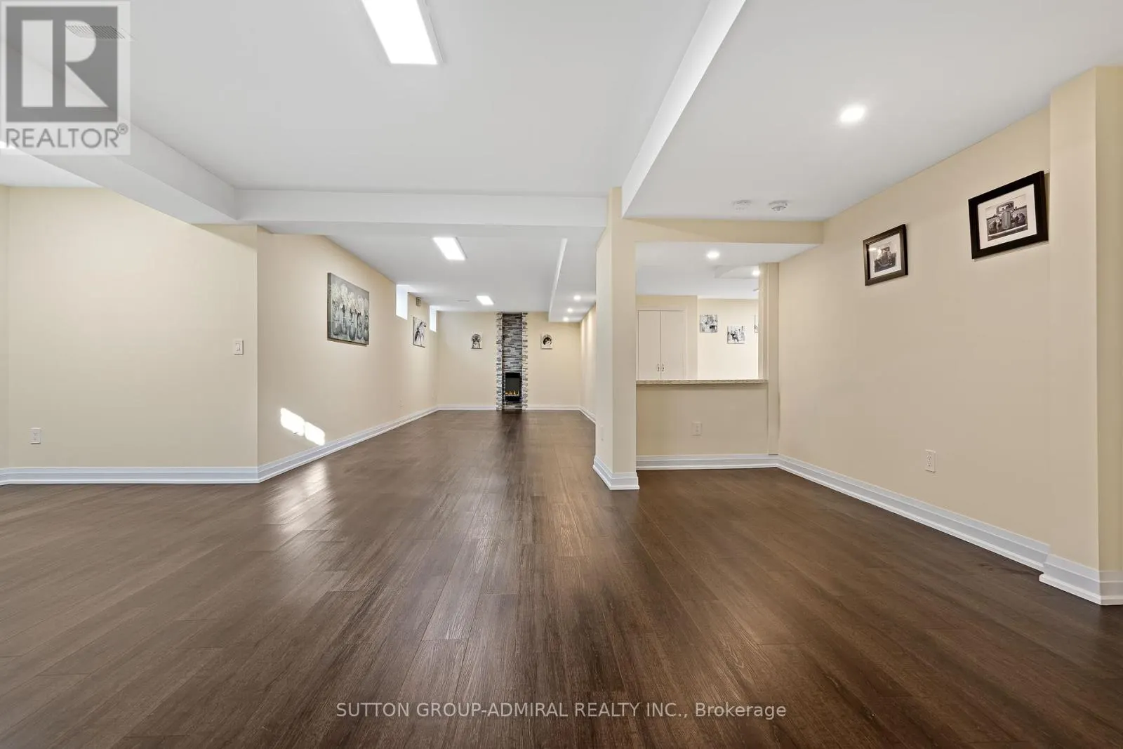 1 REDMOND CRESCENT