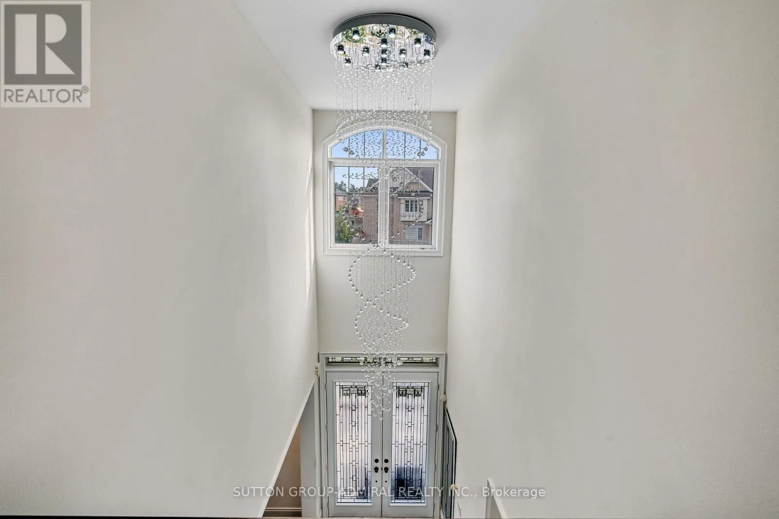 1 REDMOND CRESCENT