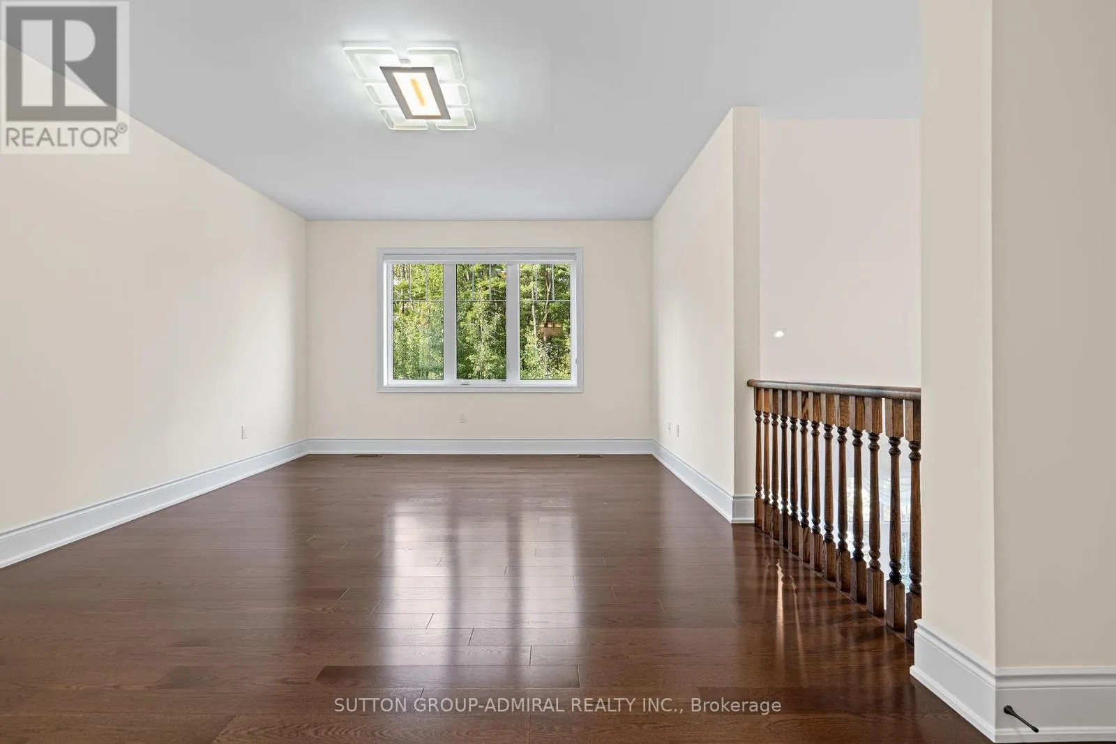 1 REDMOND CRESCENT