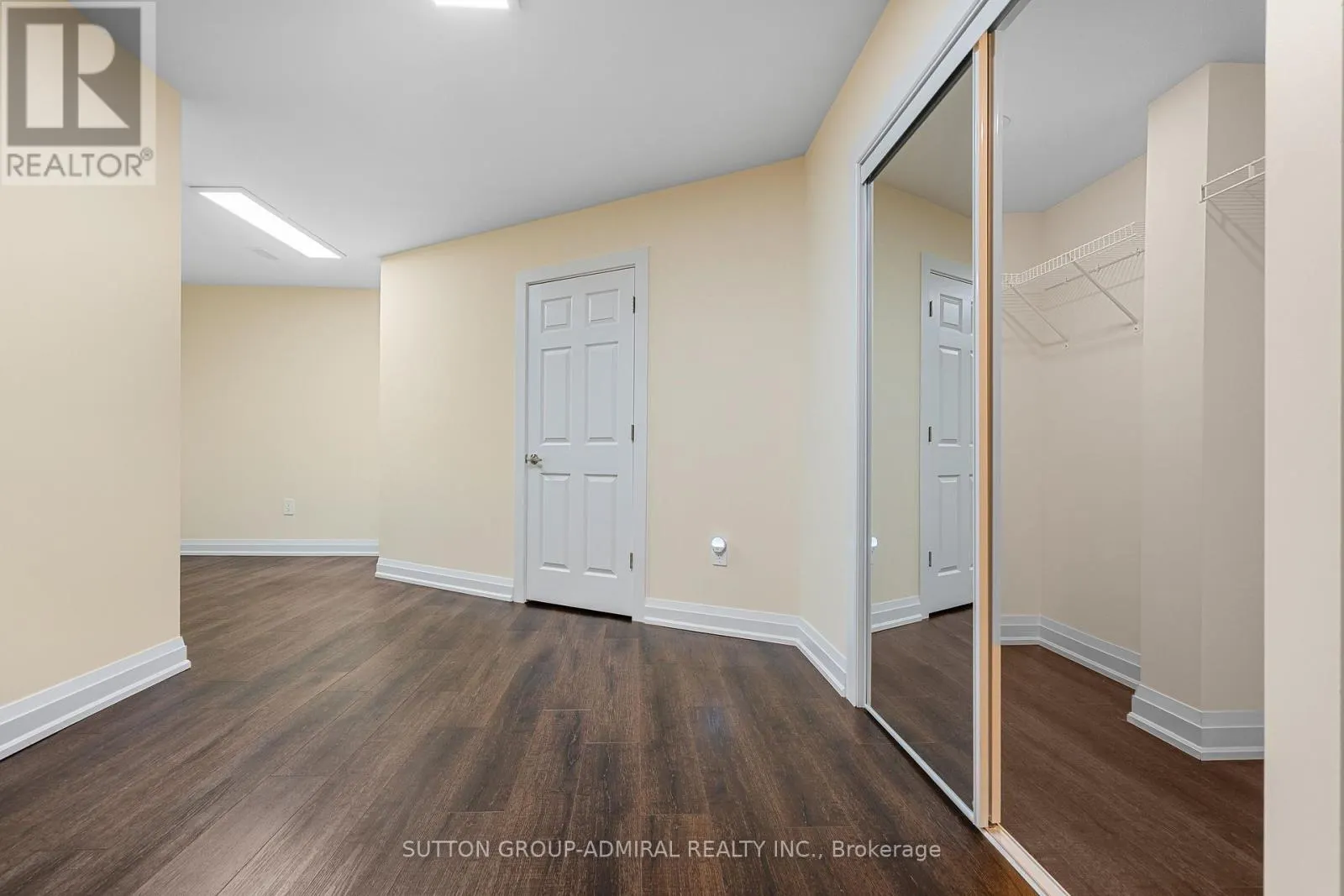1 REDMOND CRESCENT