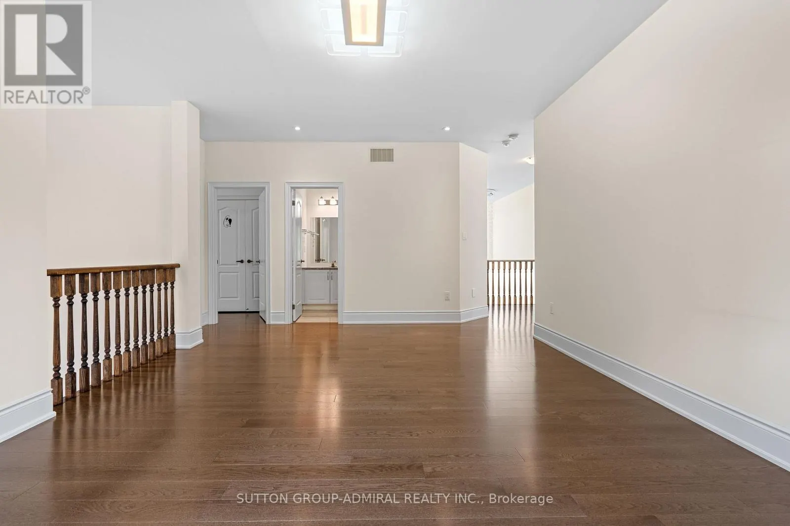1 REDMOND CRESCENT