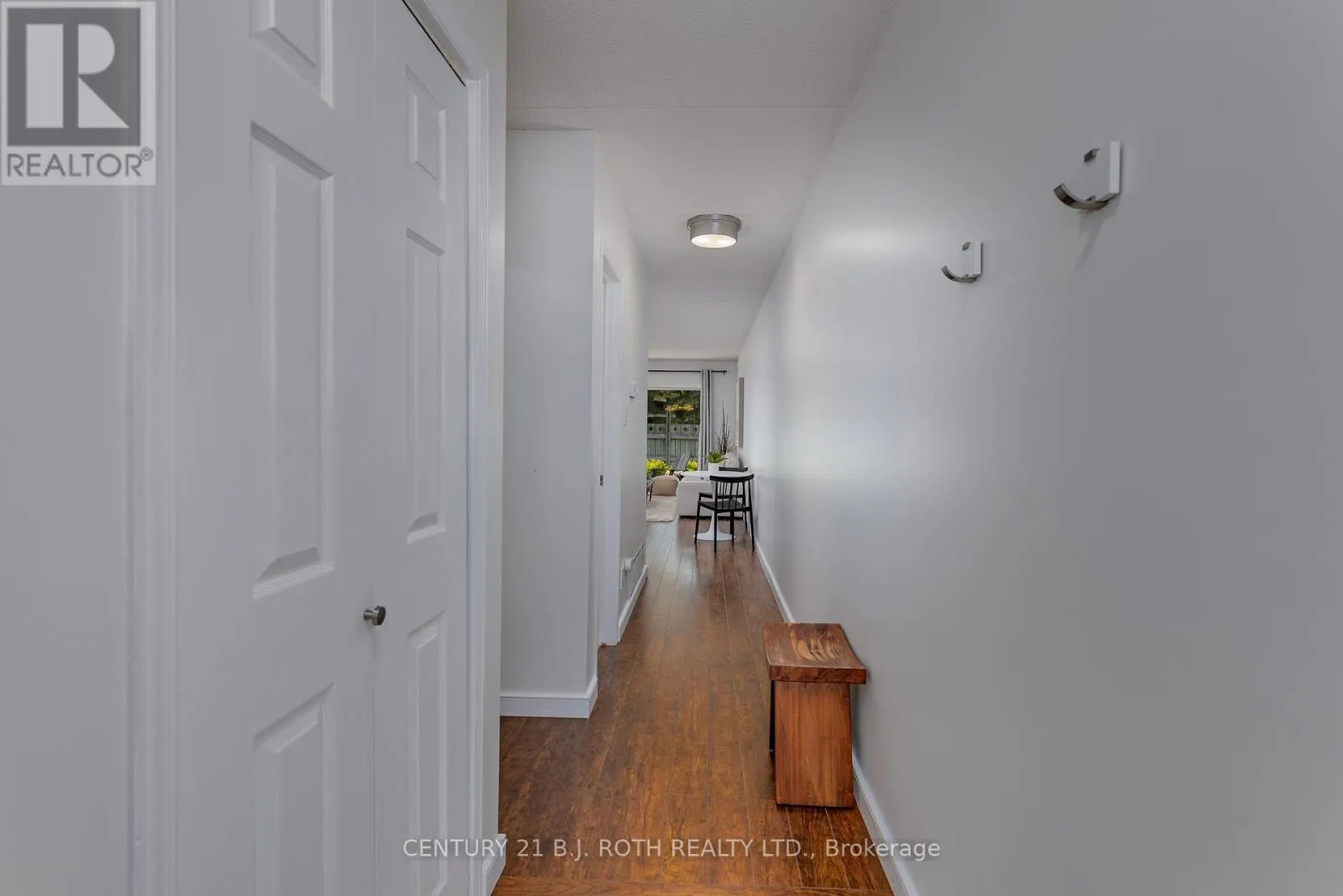 288 MARINERS WAY