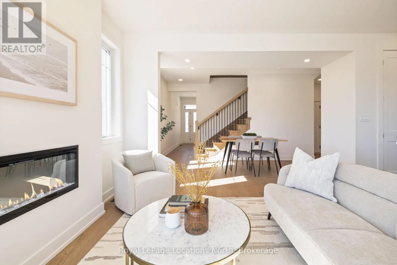 42 SWAIN CRESCENT