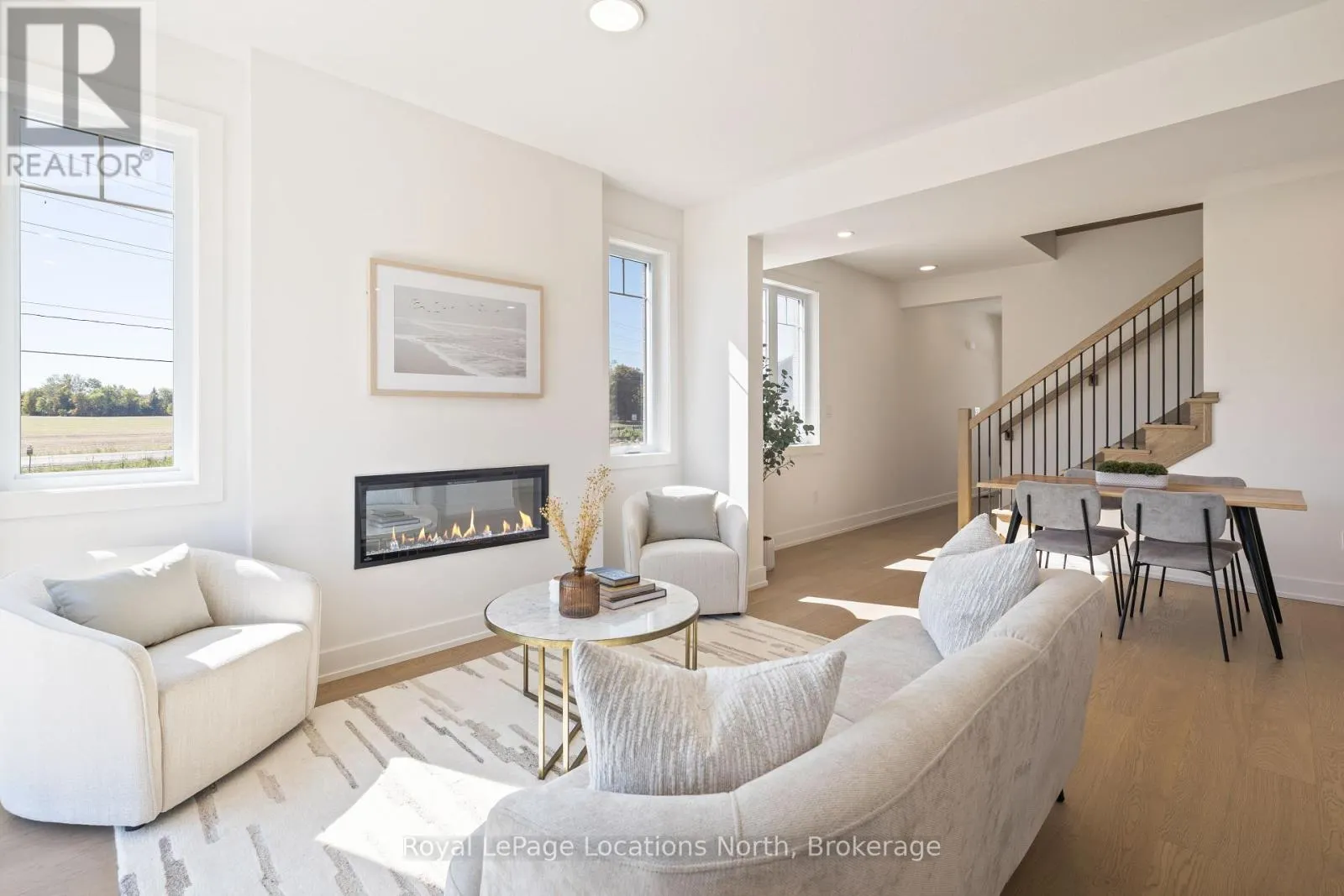 42 SWAIN CRESCENT