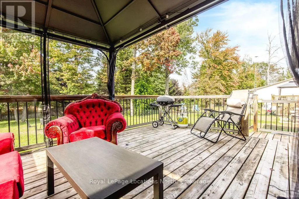 52 ROYAL BEECH DRIVE