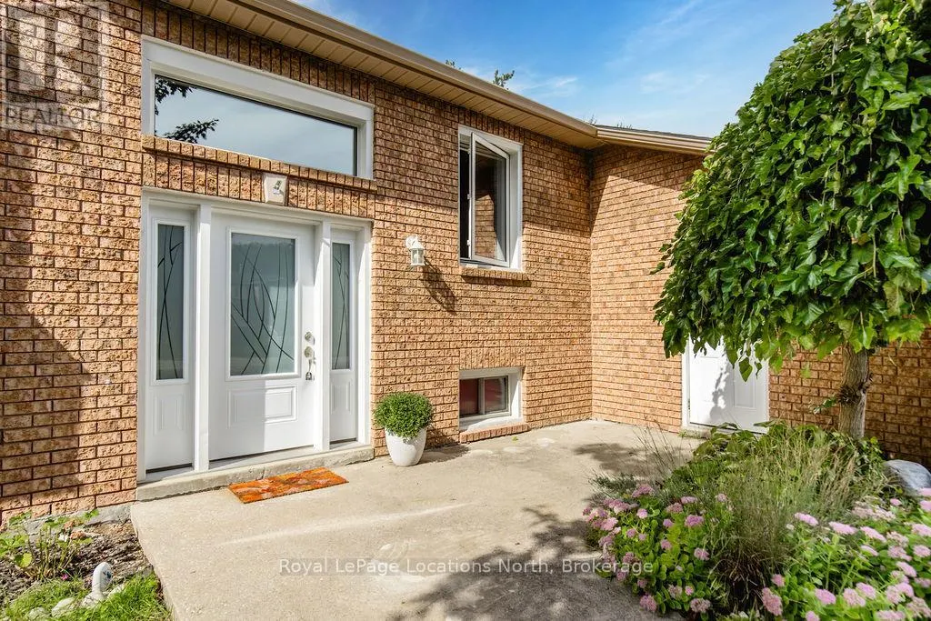 52 ROYAL BEECH DRIVE