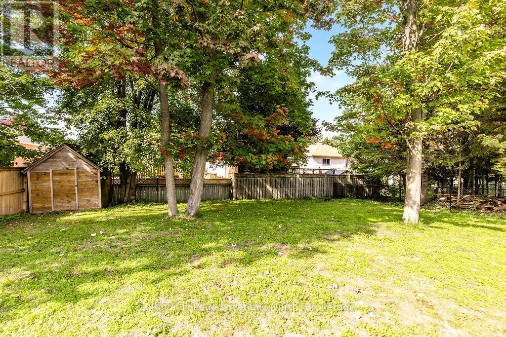 52 ROYAL BEECH DRIVE