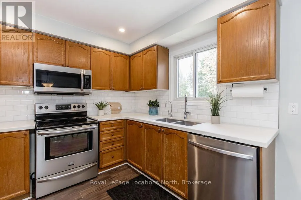 52 ROYAL BEECH DRIVE