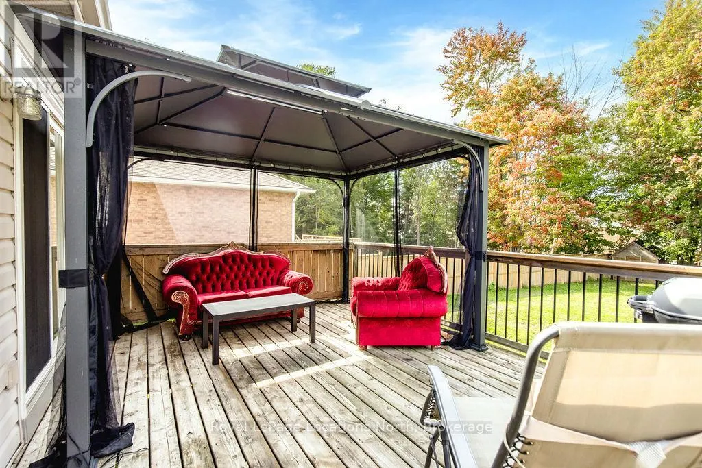 52 ROYAL BEECH DRIVE