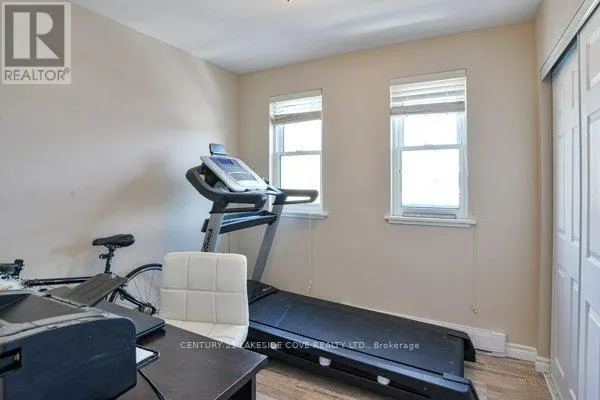UNIT 27 - 1 PARADISE BOULEVARD S