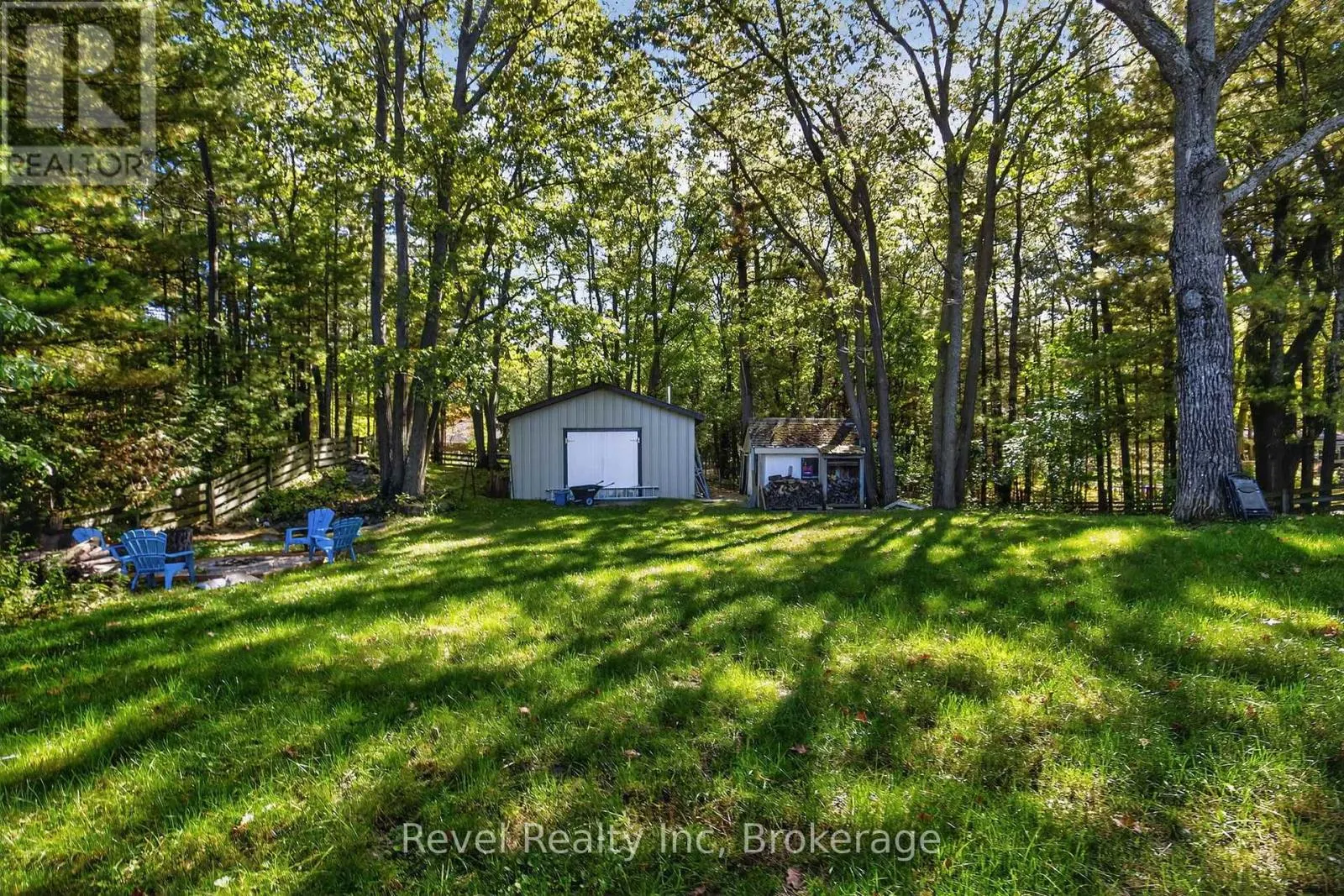203 KNOX ROAD W