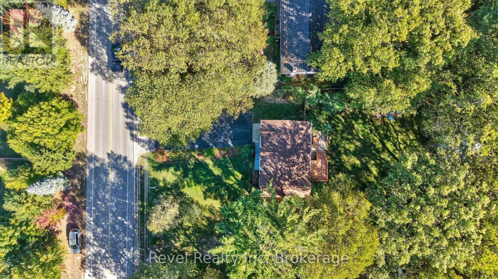 203 KNOX ROAD W