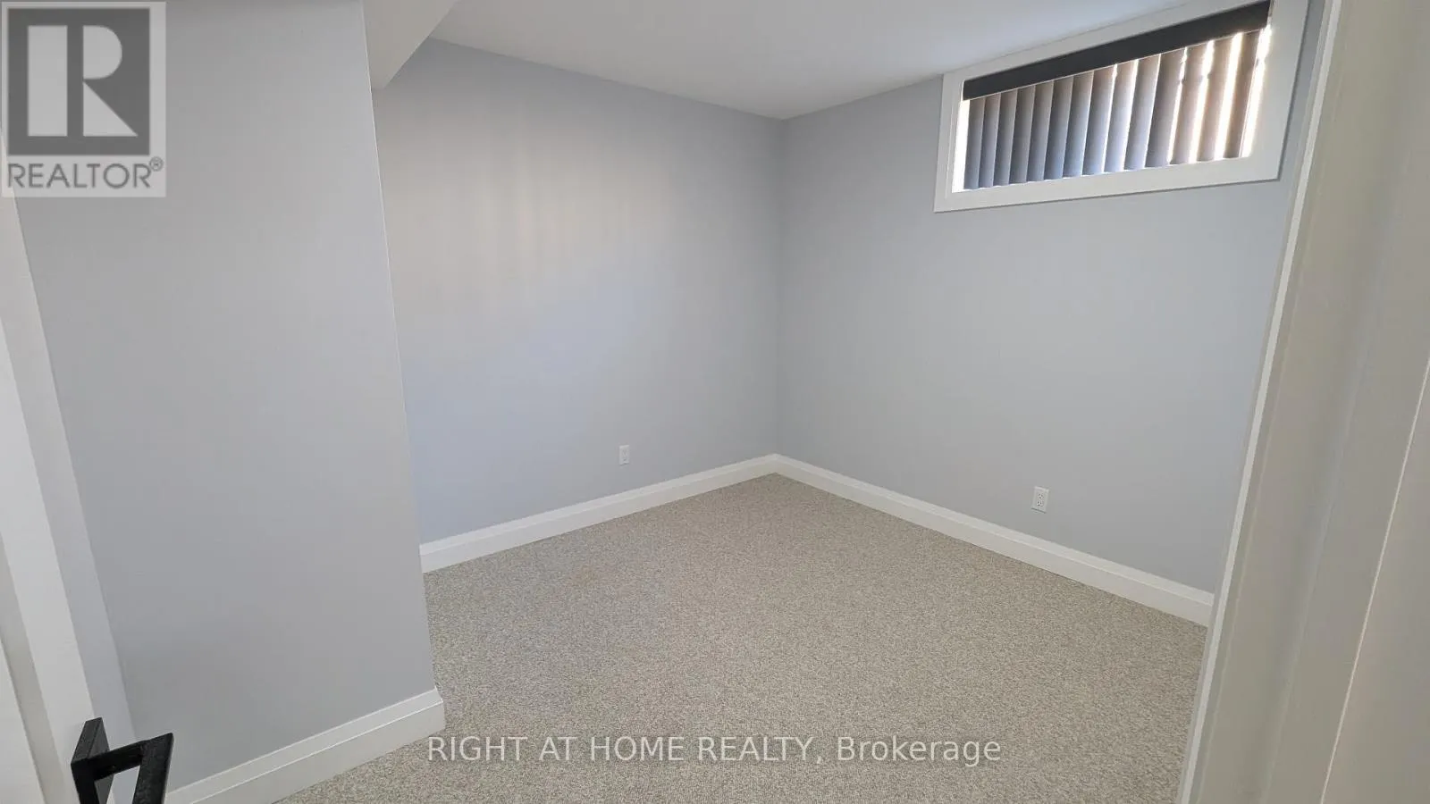 - LOWER LEVEL - 100 SELINE CRESCENT