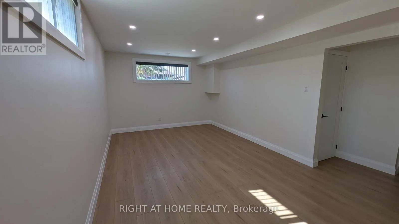 - LOWER LEVEL - 100 SELINE CRESCENT