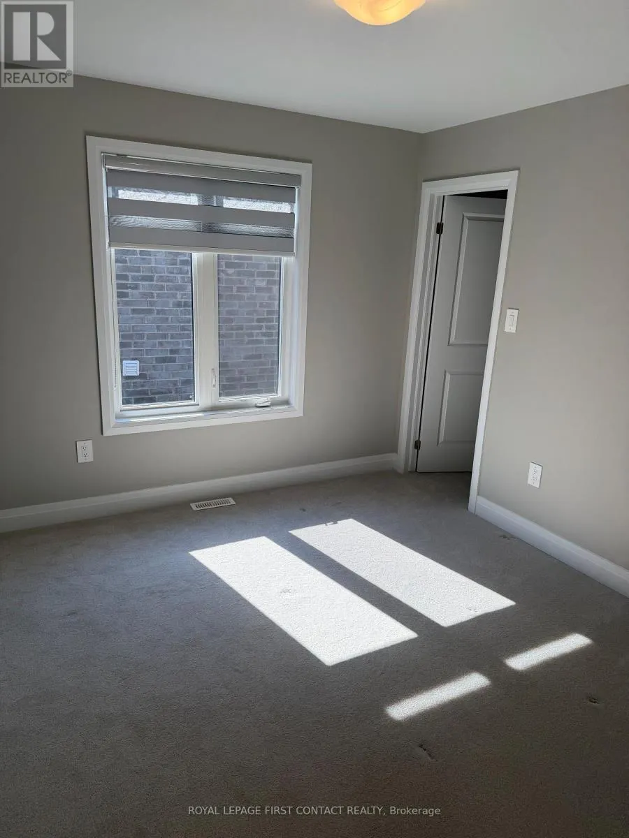 UPPER - 25 PADDINGTON GROVE
