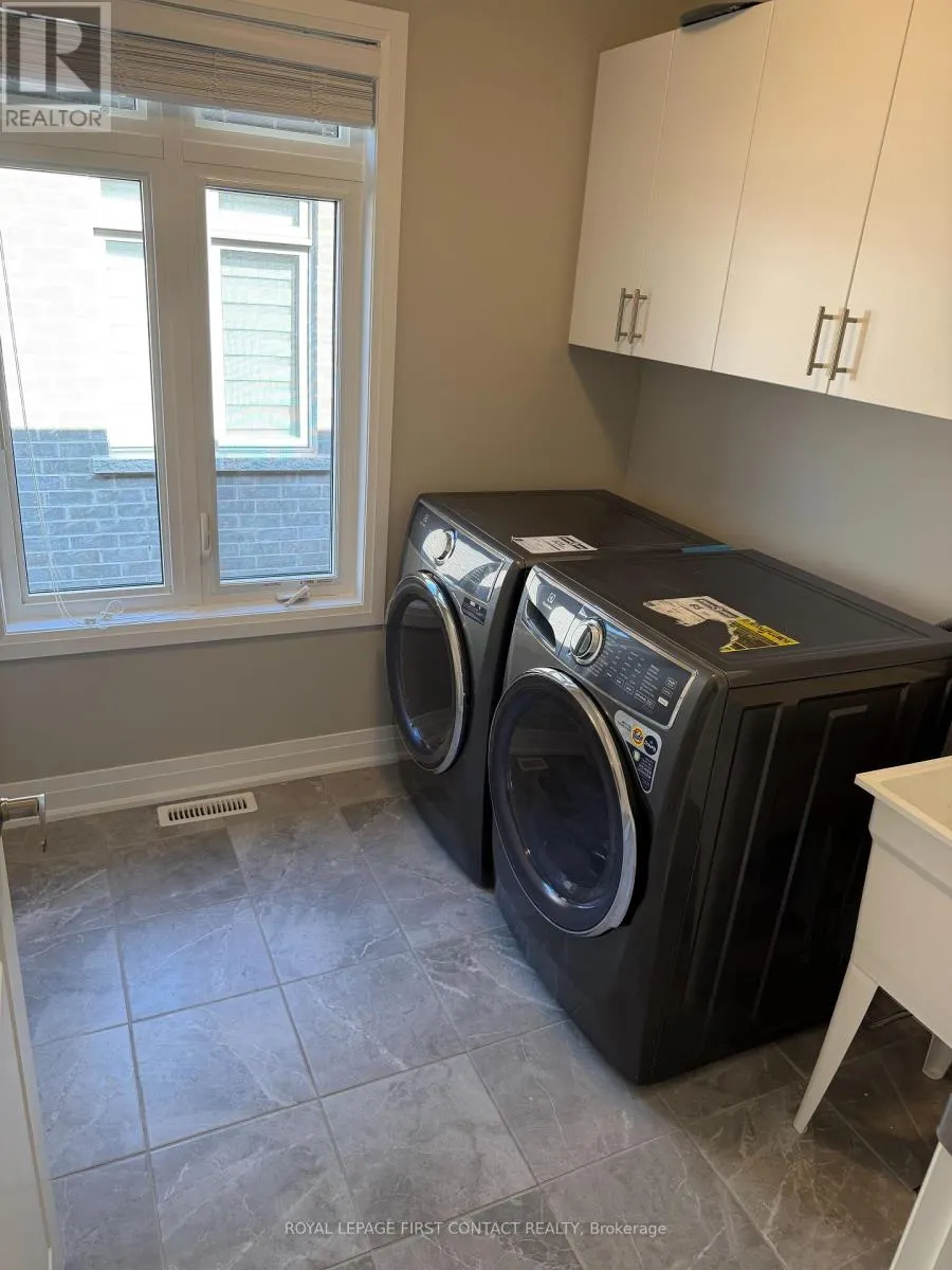 UPPER - 25 PADDINGTON GROVE