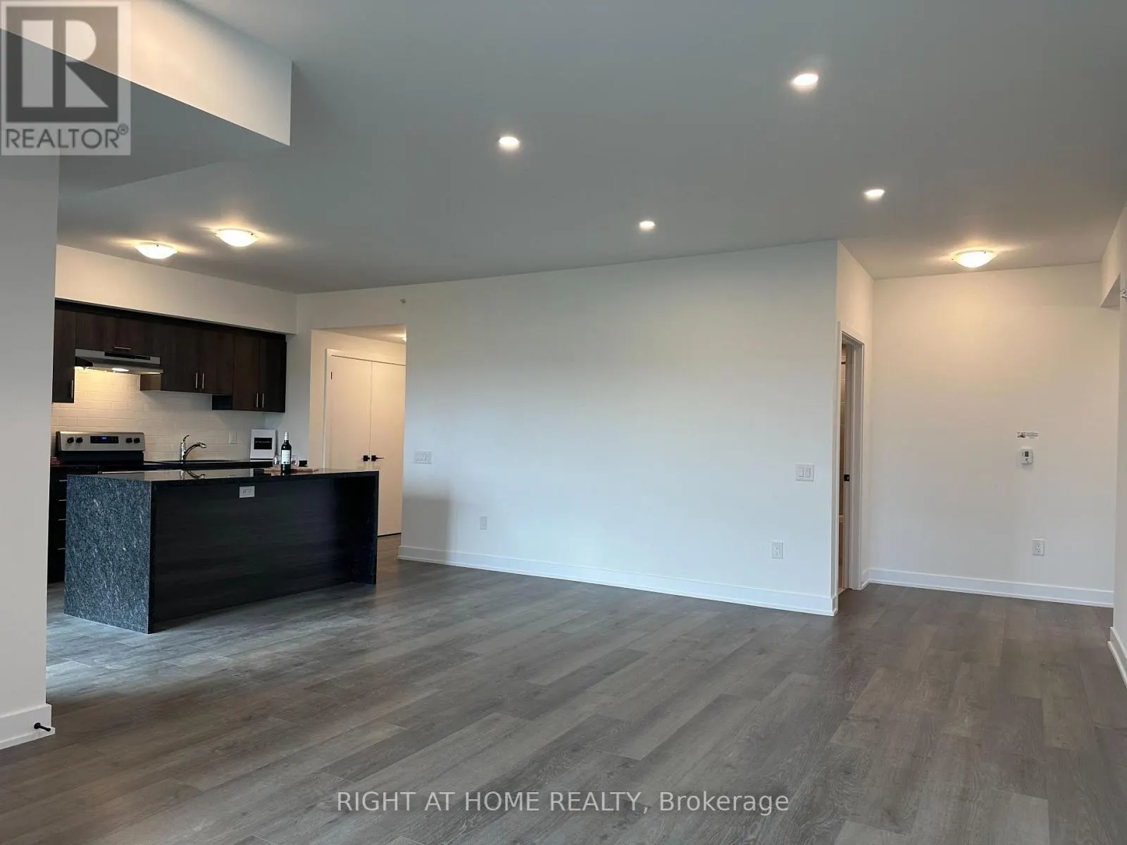 314 - 1 CHEF LANE