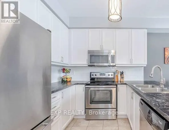 37 PEARCEY CRESCENT