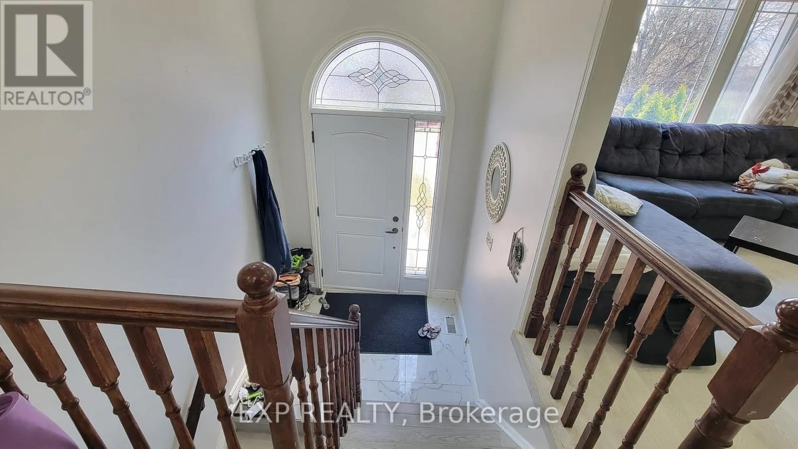 22 ENGEL CRESCENT