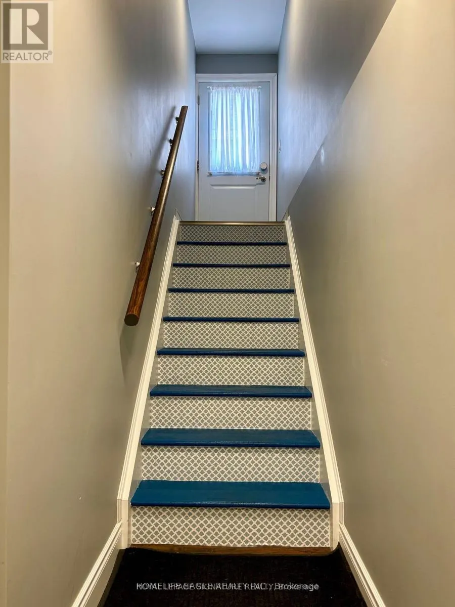 LOWER - 10 DUVAL DRIVE