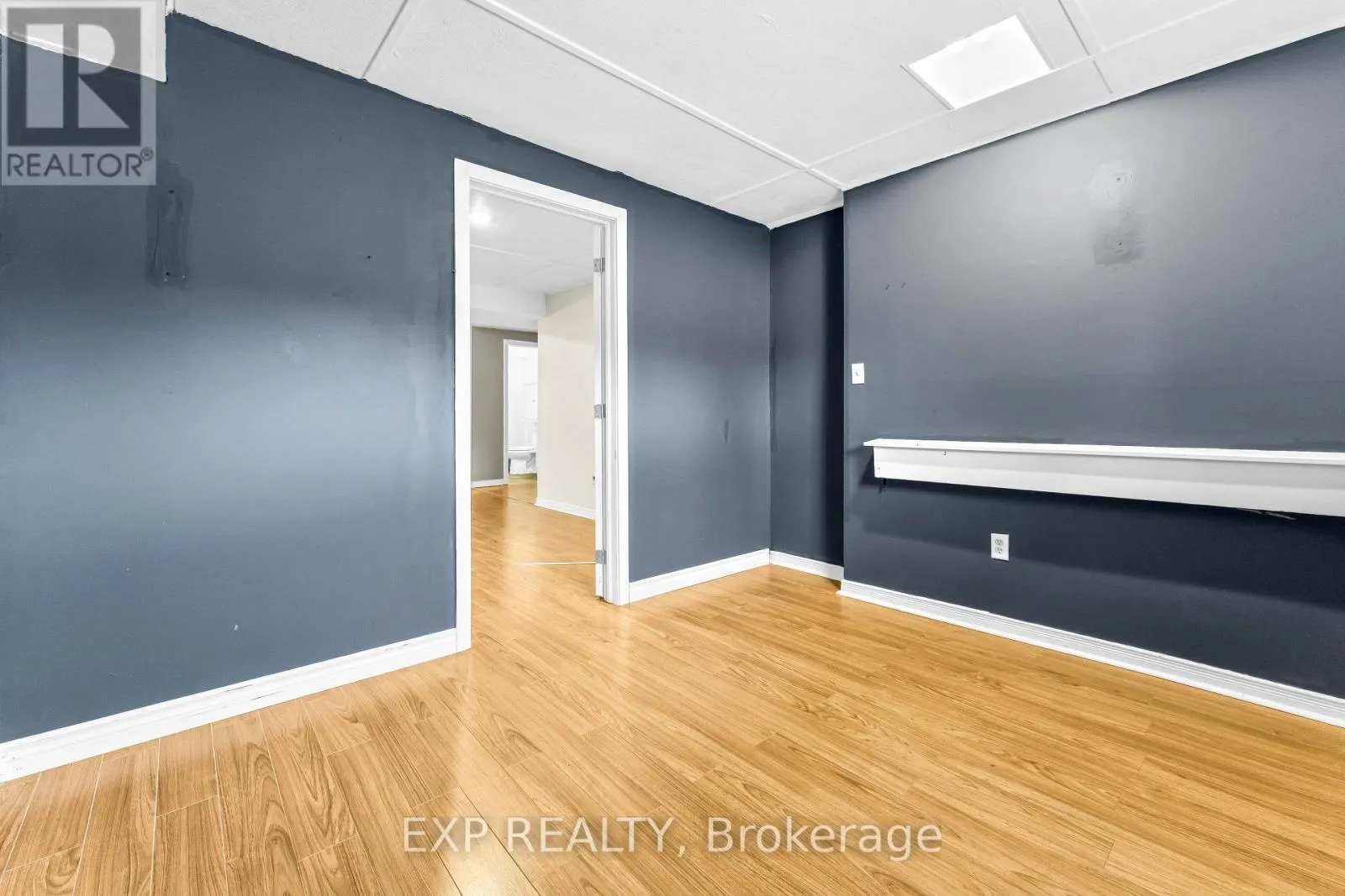 20 WASAGA SANDS DRIVE