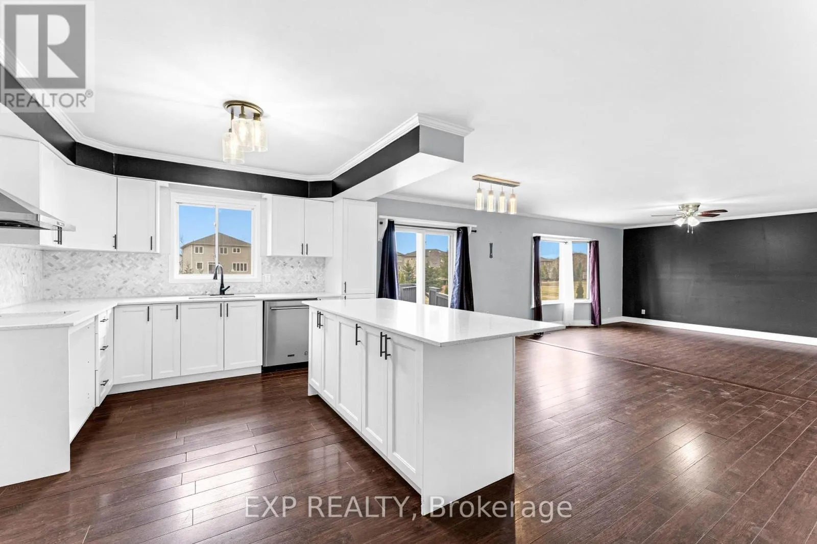 20 WASAGA SANDS DRIVE