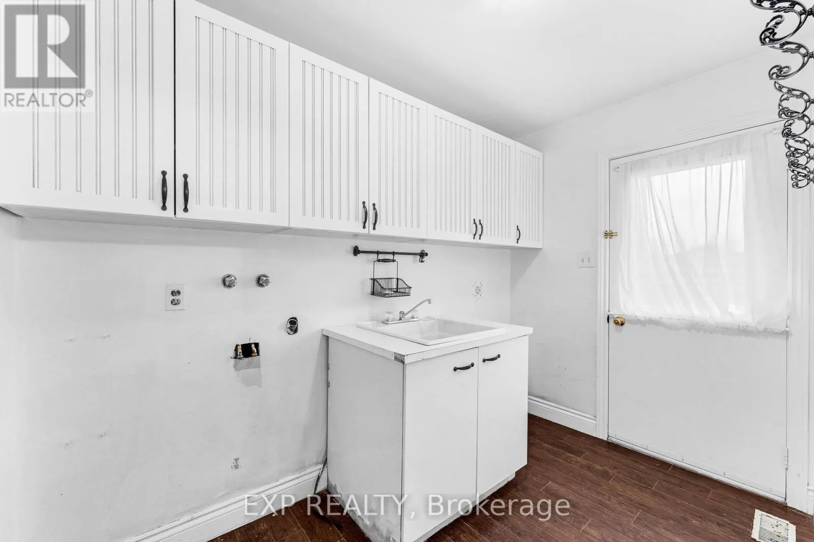 20 WASAGA SANDS DRIVE