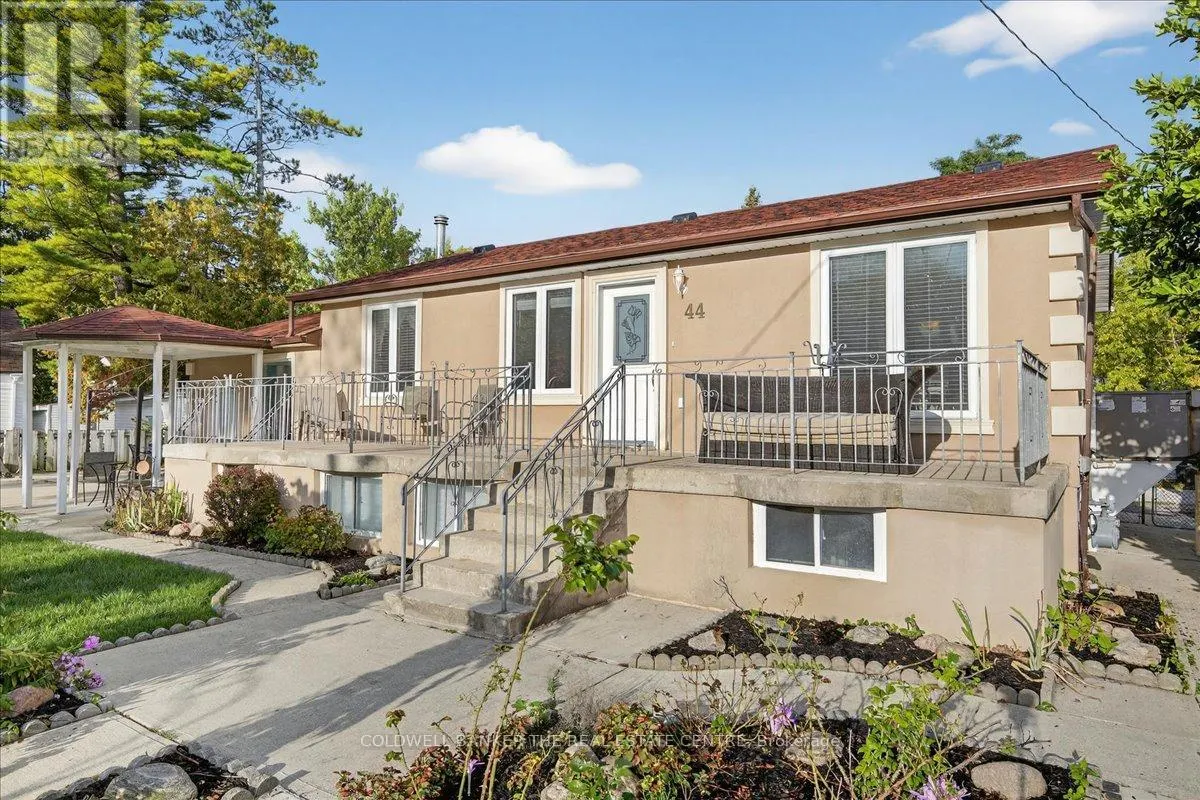 44 GLENWOOD DRIVE