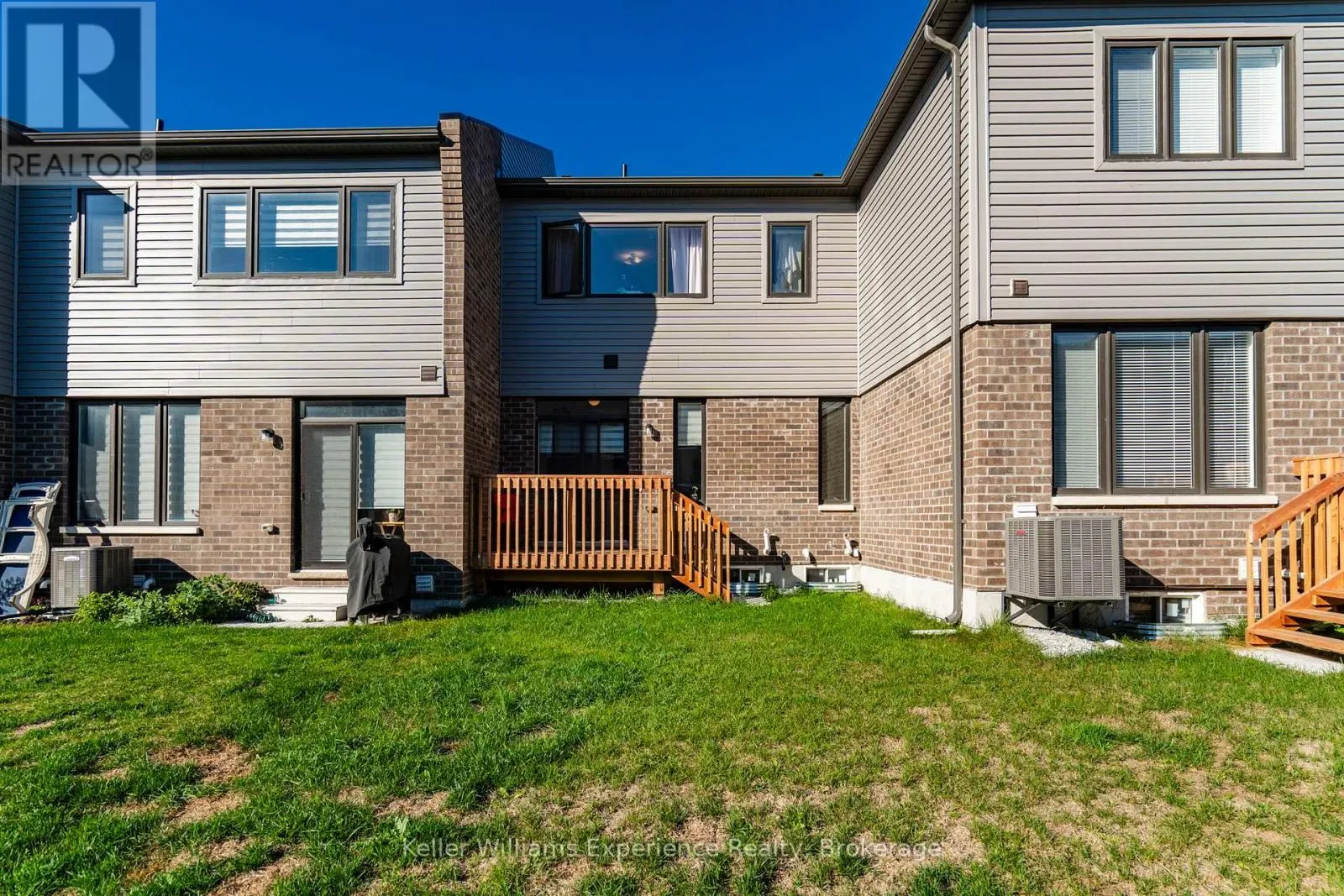 12 DURHAM AVENUE