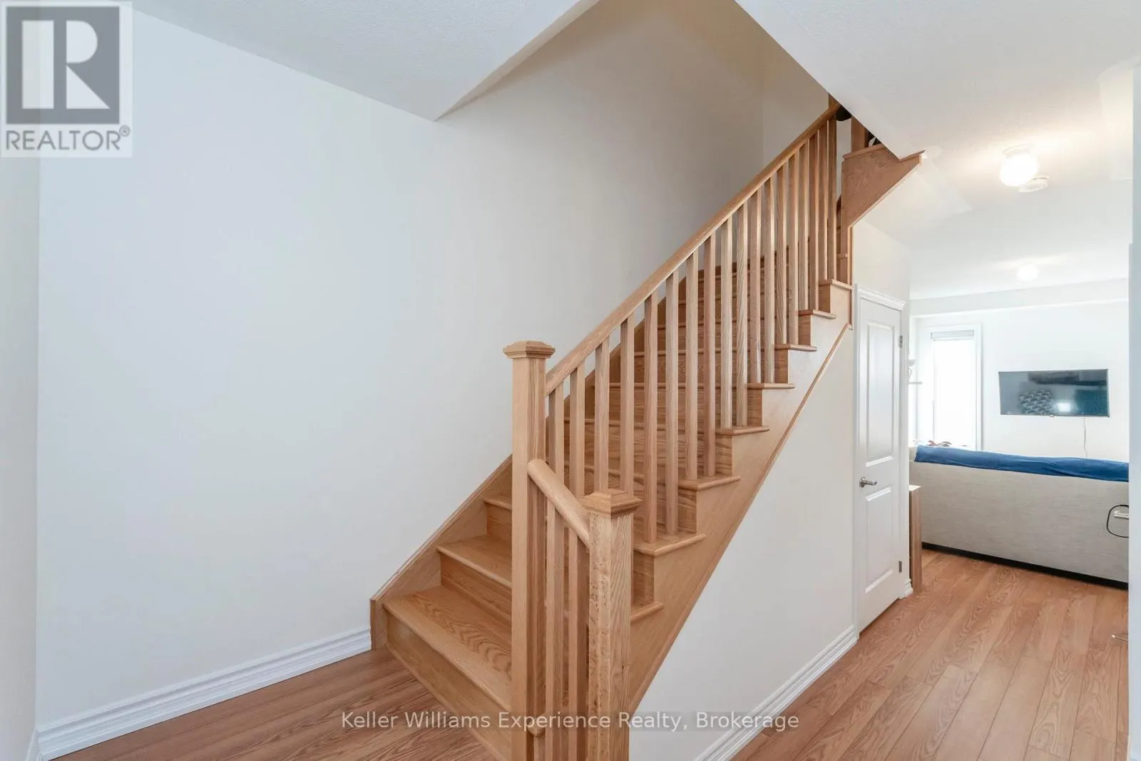 12 DURHAM AVENUE