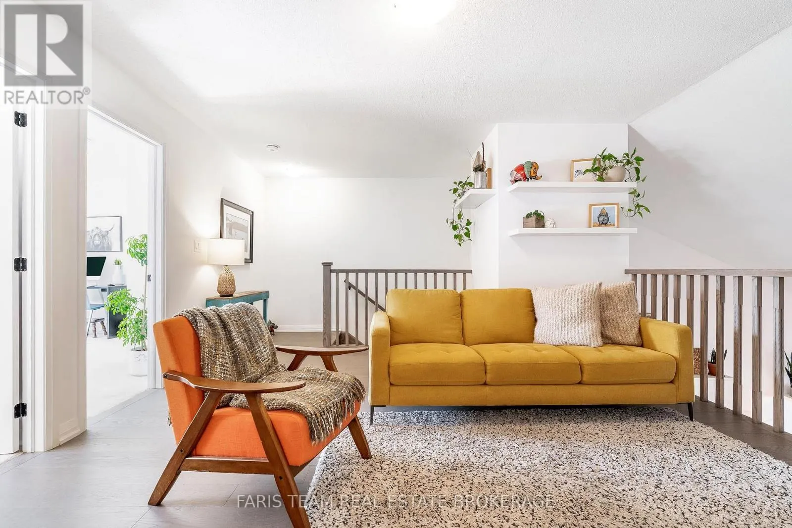 16 LAHEY CRESCENT