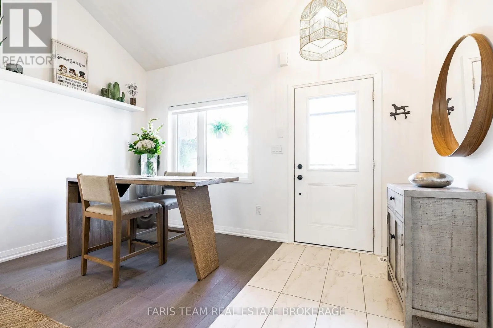 16 LAHEY CRESCENT