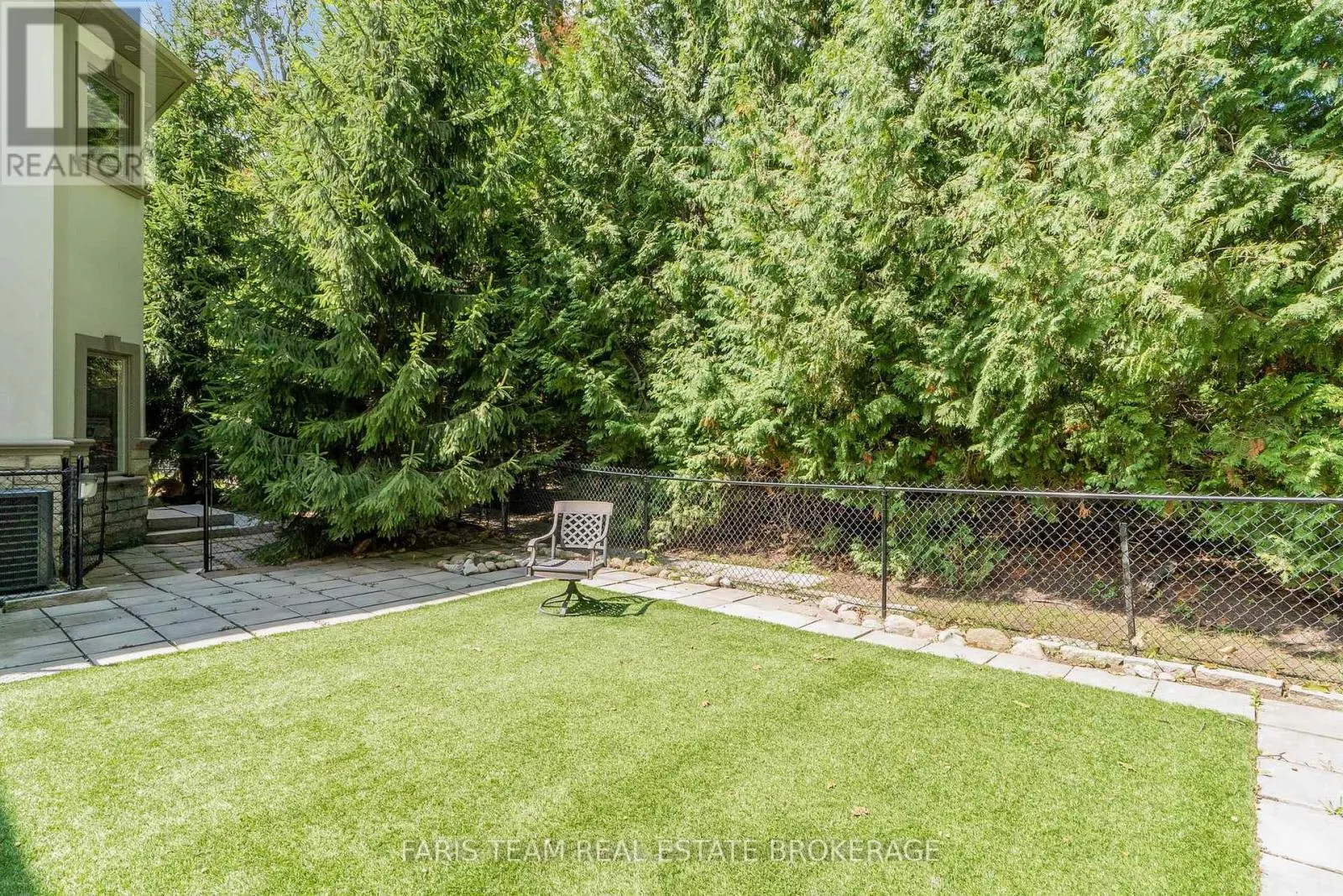 6 GEORGINA DRIVE