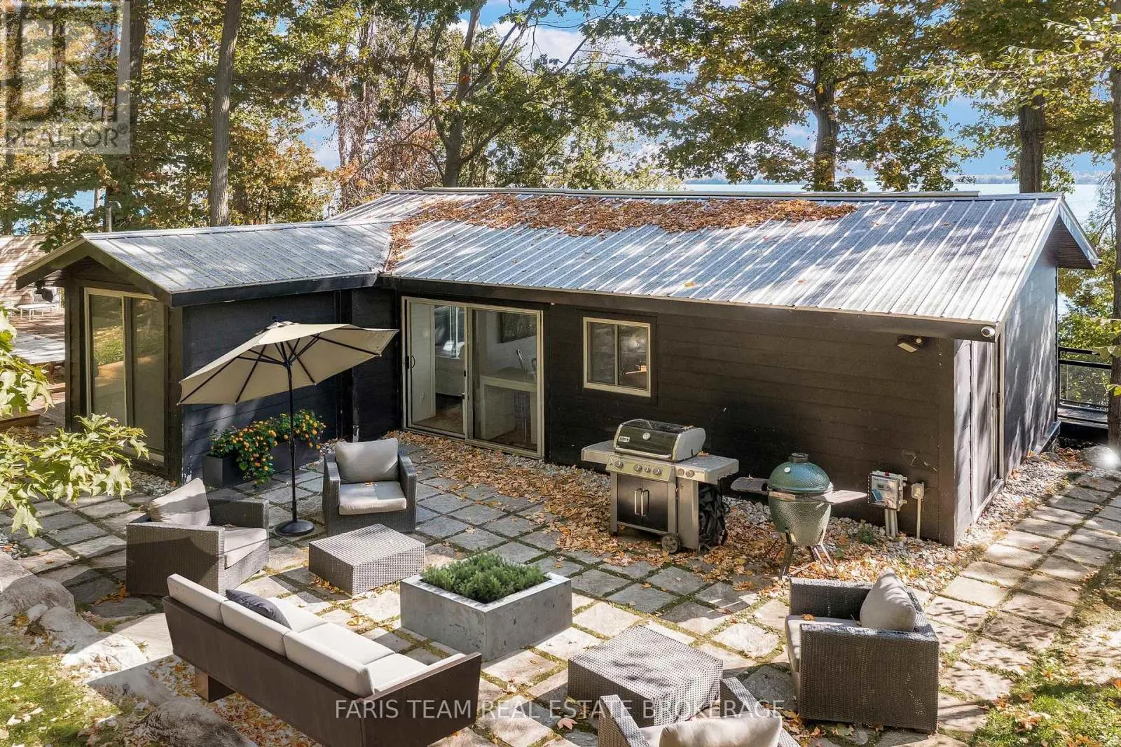 45 IVY LANE