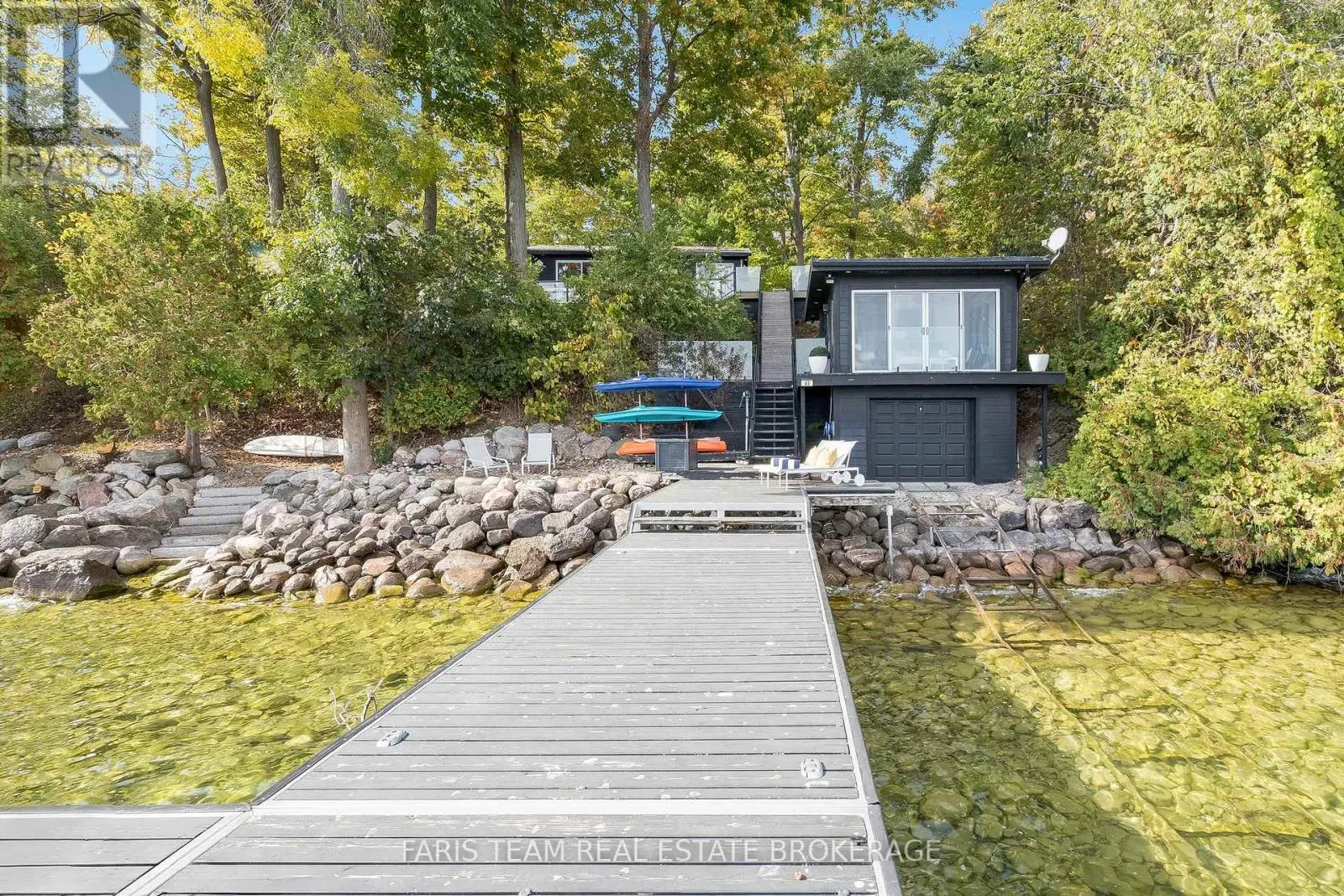 45 IVY LANE