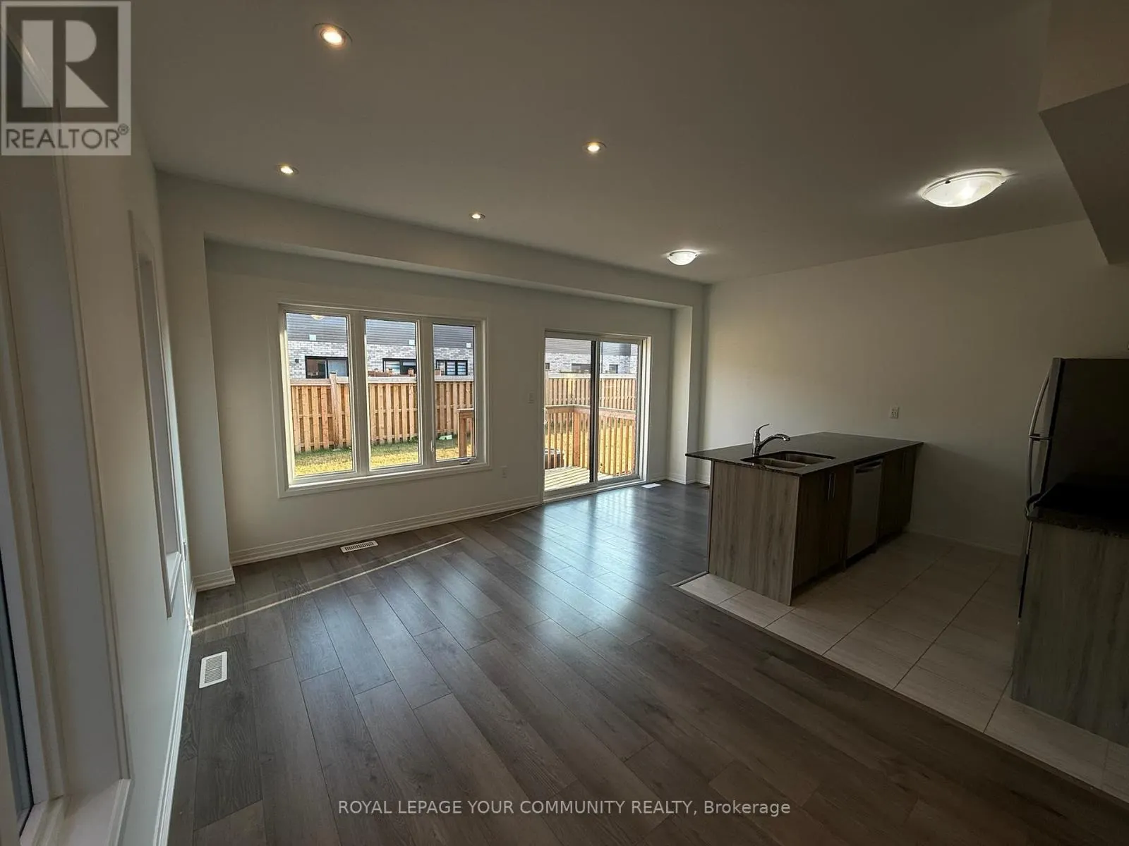 141 TURNBERRY LANE