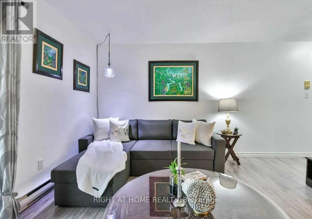 B6 - 179 EDGEHILL DRIVE