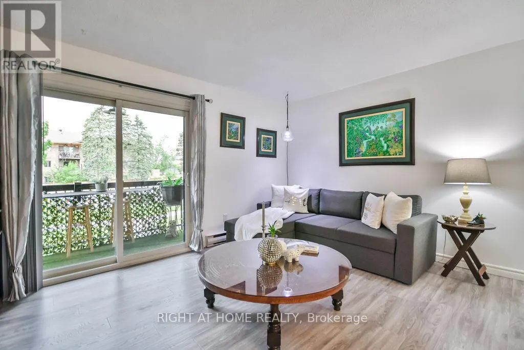 B6 - 179 EDGEHILL DRIVE