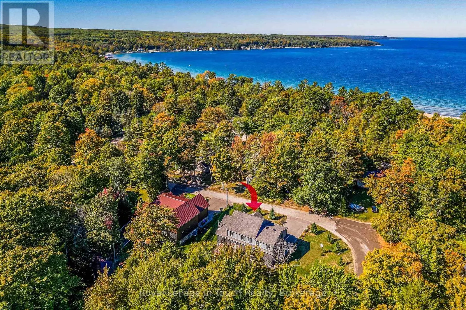 9 BELCOURT CRESCENT
