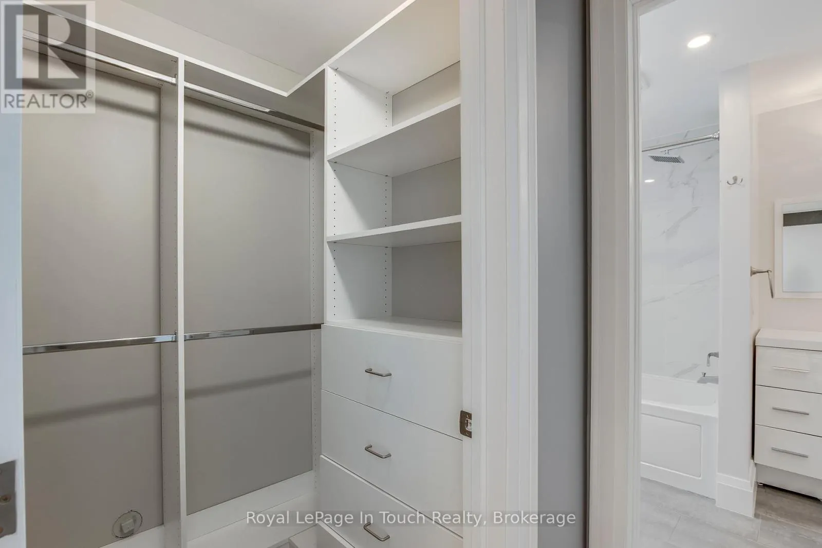 9 BELCOURT CRESCENT