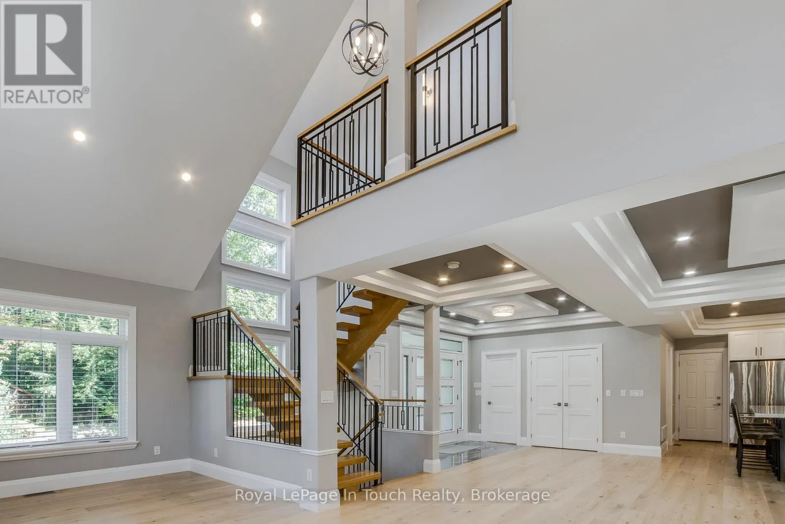9 BELCOURT CRESCENT