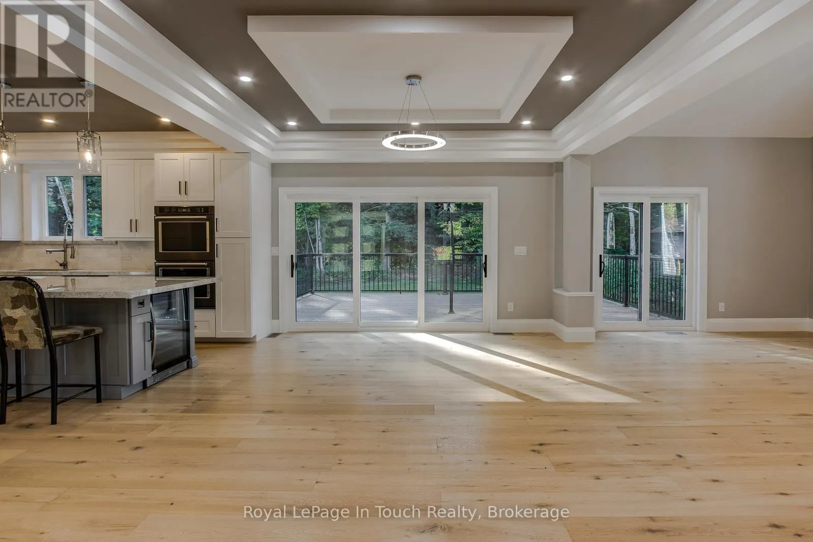 9 BELCOURT CRESCENT