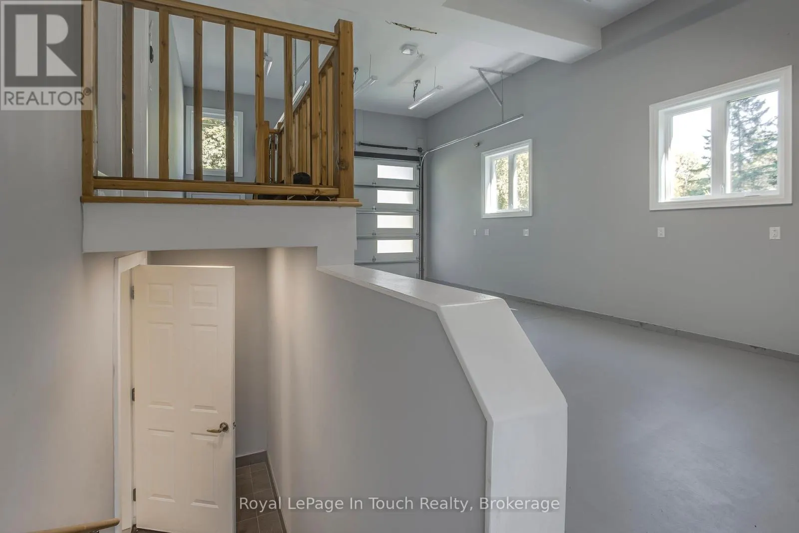 9 BELCOURT CRESCENT